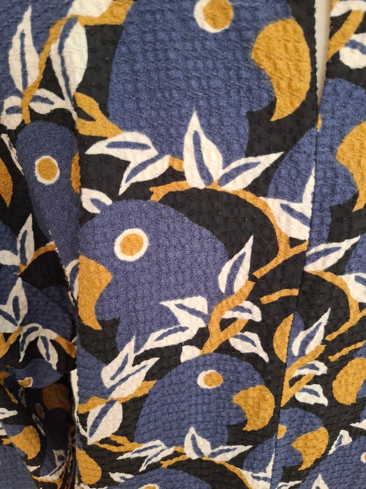 Orange Brand Blue Parrot Top