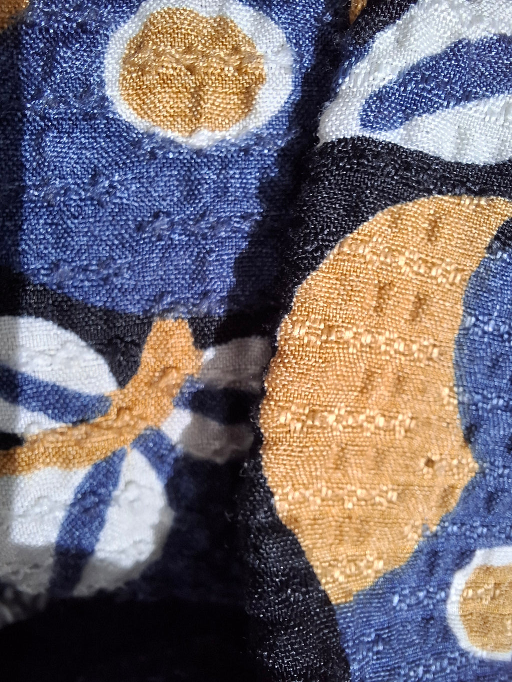 Orange Brand Blue Parrot Top