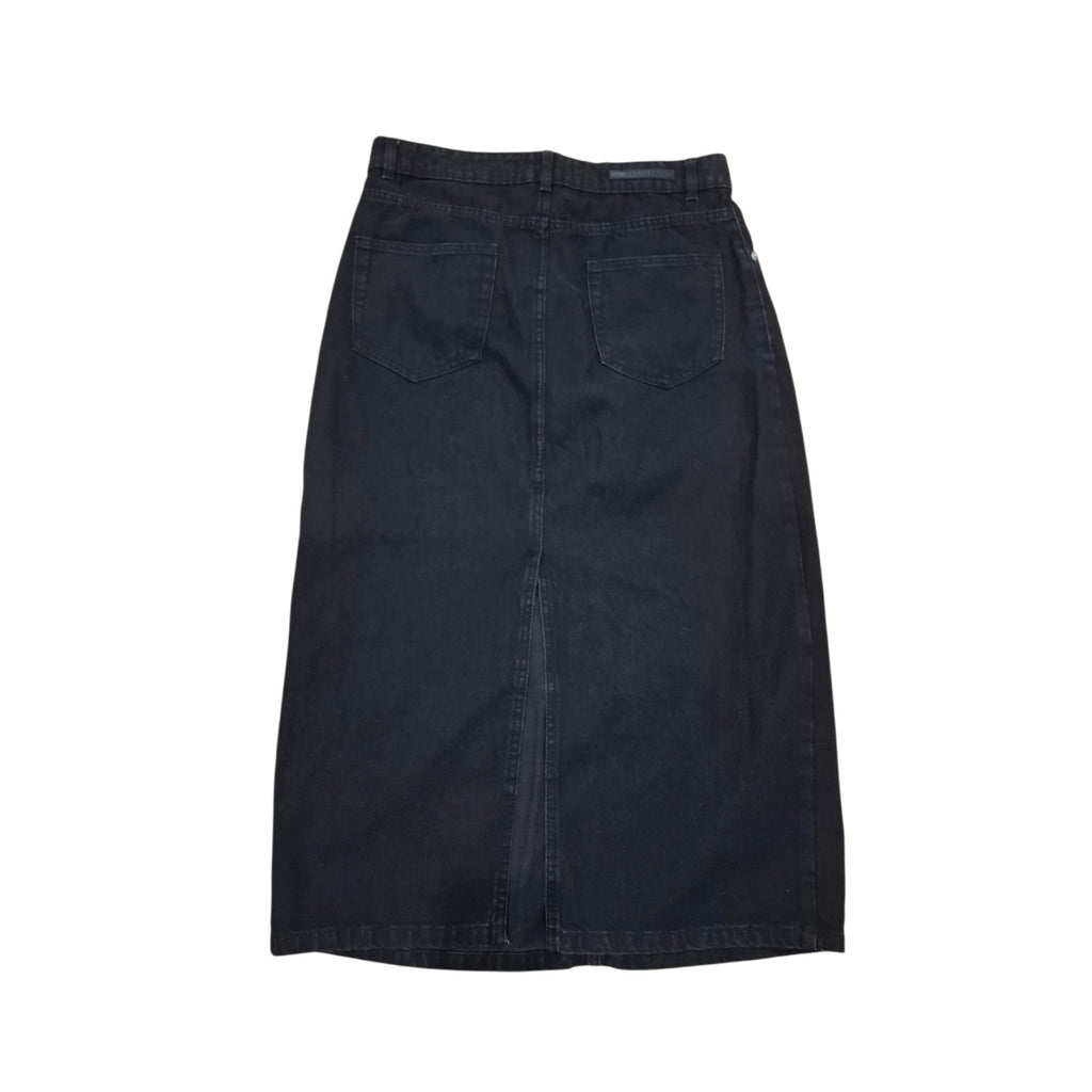 A dark navy blue denim skirt with a front zipper closure and a central seam, shown flat against a plain white background.